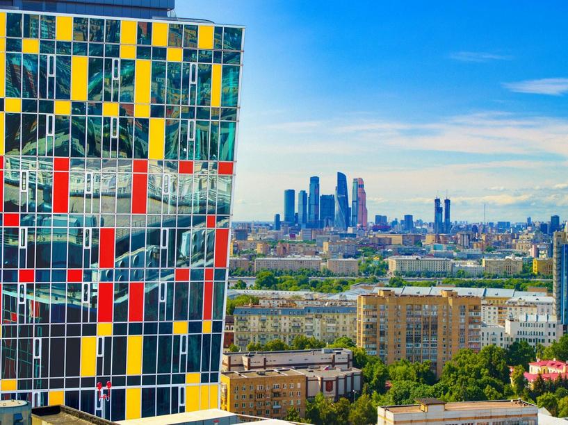 ЖК Sky House и ЖК Усадьба Демидова 4
